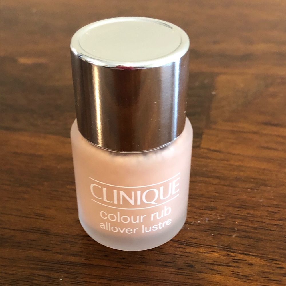 ❌❌❌SOLD❌❌❌Clinique liquid shimmer